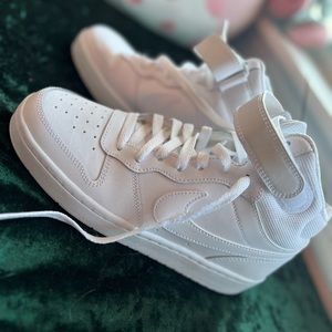 Nike Air Force high top NWOT